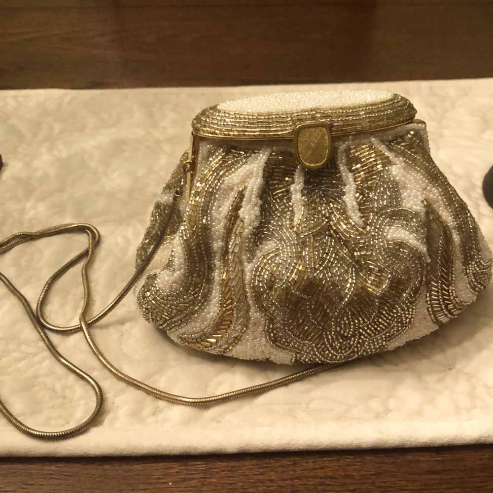 Vintage la regale beaded bag